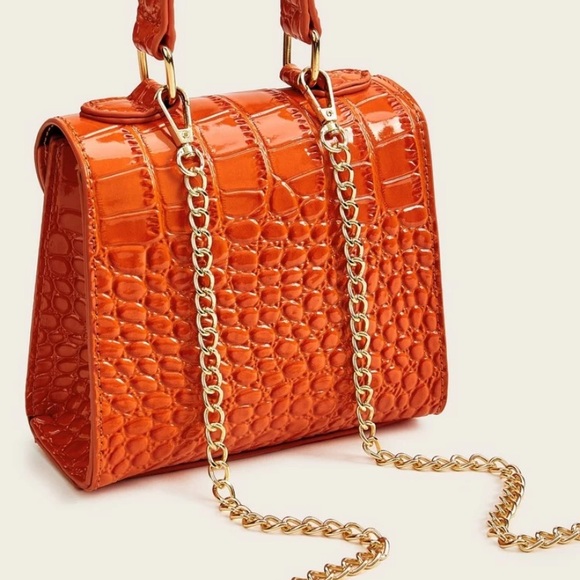 SHEIN Mini Croc Embossed Chain Satchel - Picture 3 of 7